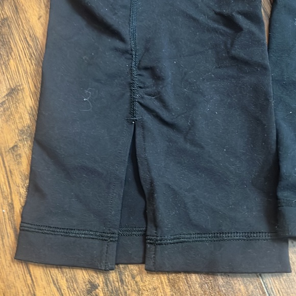 Lululemon workout wear - Picture 8 of 10